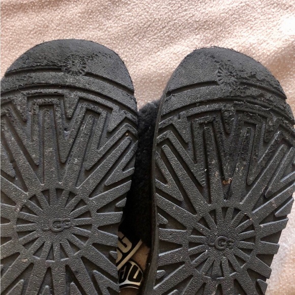 UGG Disco Slides/slippers - Picture 7 of 8